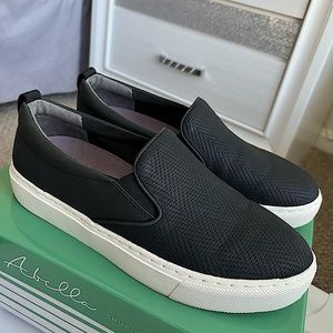 Dr. Scholl’s slip-on sneaker.